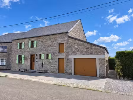 maison en pierres avec garage  jardin  2 chb poss 4 !