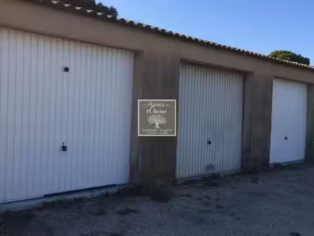garage à louer haras du bourg