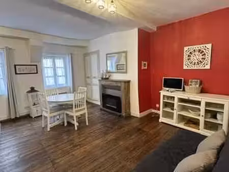location appartement 2 pièces meublé à dinan (22100) : à louer 2 pièces meublé / 46m² dina