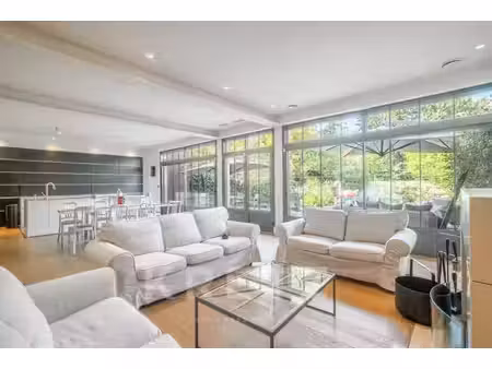 maison d'architecte à vendre dans le quartier caudéran-barrière judaïque