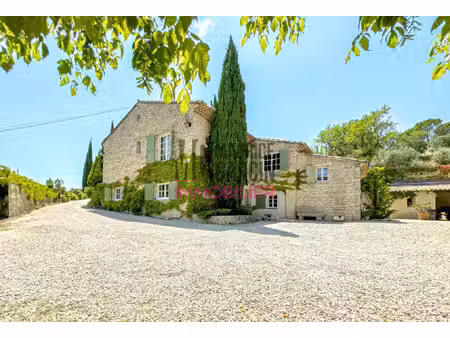 maison de luxe à vendre à le barroux