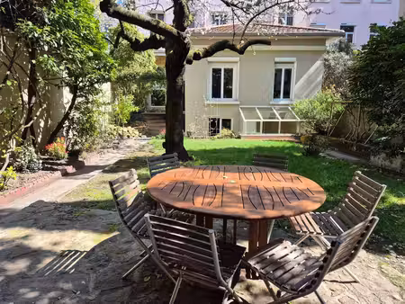 maison de luxe à vendre dans le quartier croix paquet