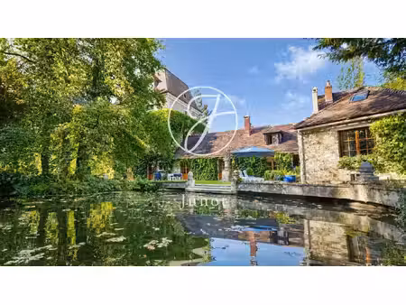 maison de luxe à vendre dans le quartier coteau sud