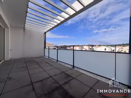 pignan - appartement deux pièces 37m² avec terrasse et parking