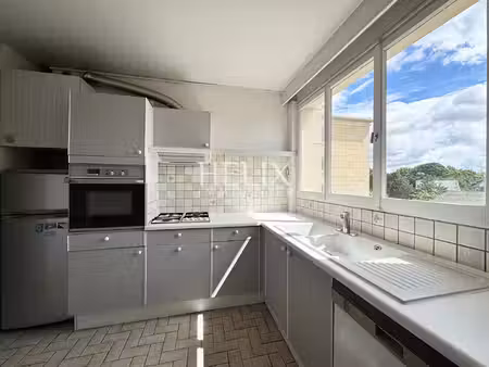 appartement 91 10 m² ascenseur saint-germain-en-laye 8' minutes rer a  3ème chambre possib
