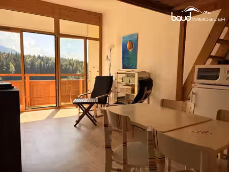 joli studio avec garage individuel