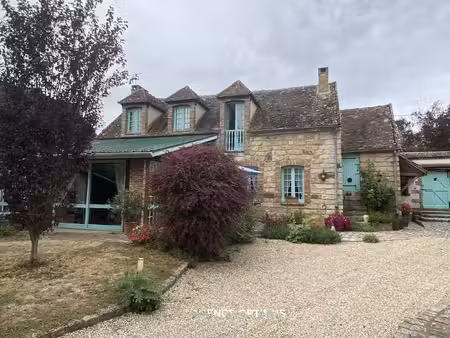 ensemble de 2 proprietes de charme sur terrain clos 2240m2
