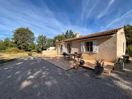 villa terrasse avec dependance au calme sur terrain de 2019m2