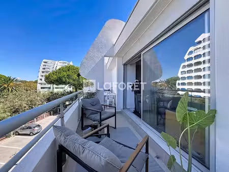 quartier du couchant premiere ligne studio d'environ 19 m² renove