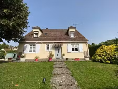 maison de 128 m² à meru