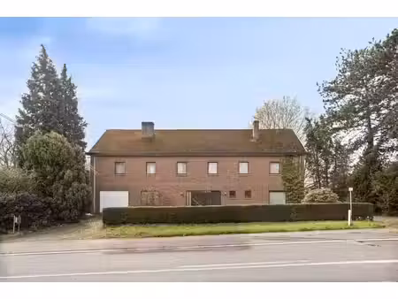 villa de caractère de 410 m² sur 18a à kaggevinne