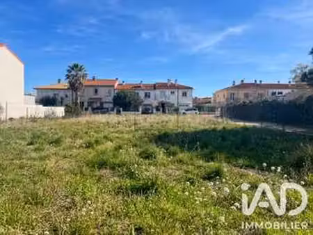 vente terrain à peyrestortes (66600) : à vendre / 675m² peyrestortes