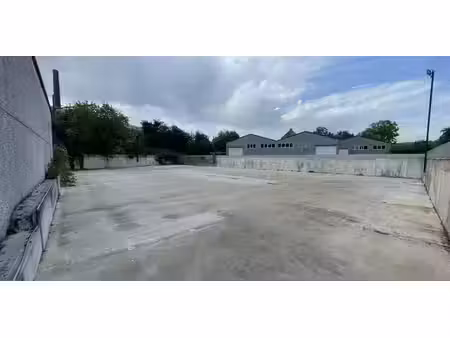 bien professionnel à louer à lauwe pour € 900