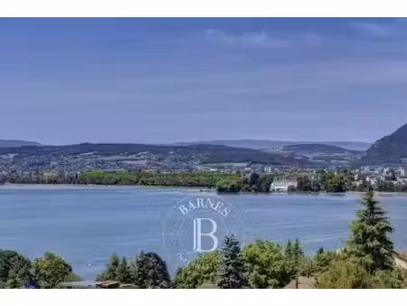 villa de luxe à vendre à veyrier-du-lac