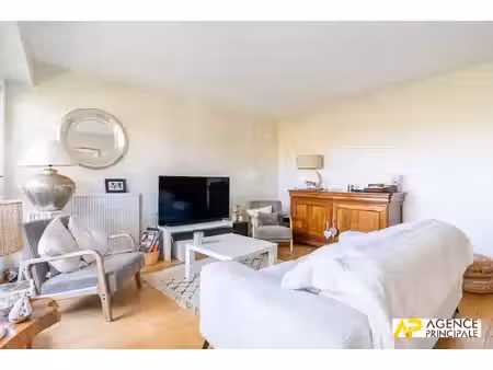 appartement le mesnil le roi 4 pièce(s) 86.85 m2