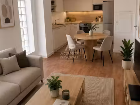appartement maisons-laffitte 2 pièce(s) 38.29 - hyper centre - marché - terrasse-parking s