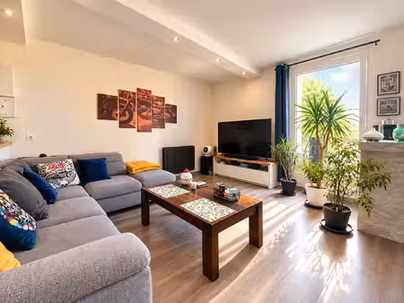 appartement montigny le bretonneux 2 pièce(s)