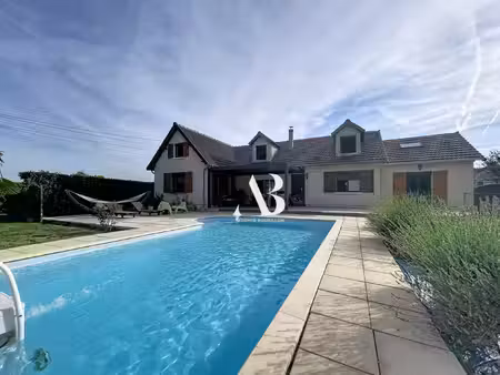 maison familiale 8 pièces 189 7 m2 sur un terrain avec pisci