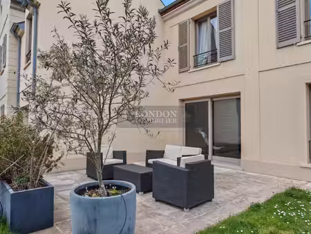 maison récente dans un parc privé 150 m2