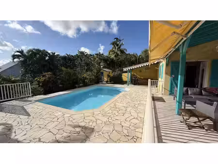 rivière salée : spacieuse villa 7 chambres avec piscine