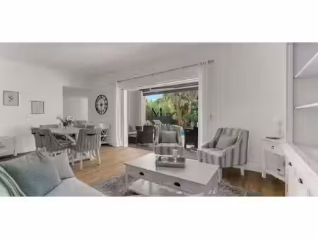 maison avec piscine et jardin sainte-maxime (83)