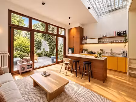 élégant duplex avec vaste jardin privé
