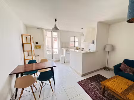 t3 en duplex au dernier étage en coeur de ville