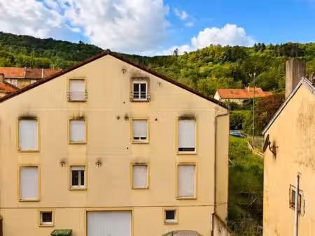 hayange – 97 m² à rénover – 3 chambres – stationnement – investissement ou projet de rénov