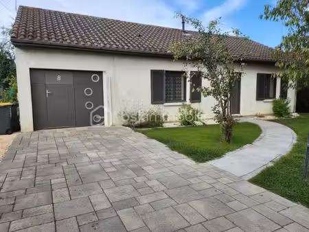 pavillon récemment rénové – sanxay (86) - au calme