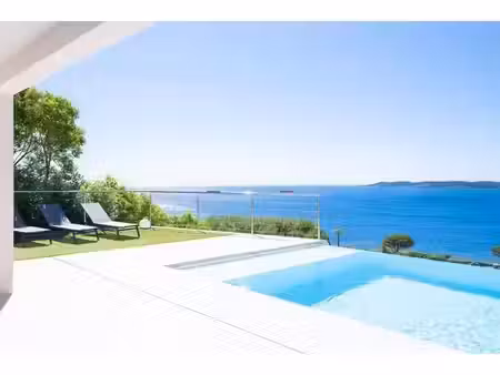 villa - 271m ²