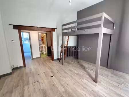 appartement de 33 30 m² à fougeres
