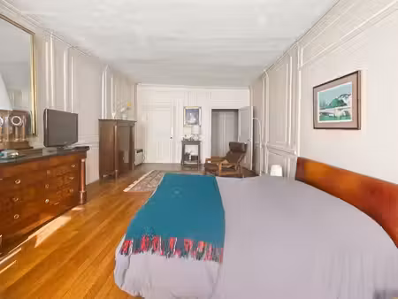 arbois coeur historique - maison de ville - 335 m2 - 6 chambres - 12 pièces