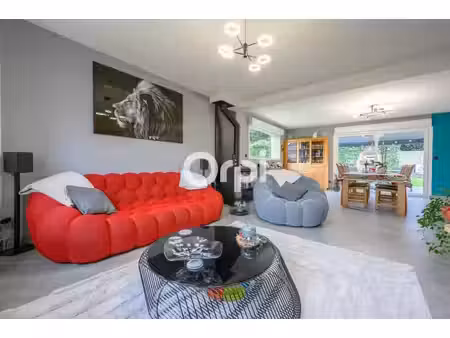 maison secteur de cantin 6 pièce(s) 146 m2