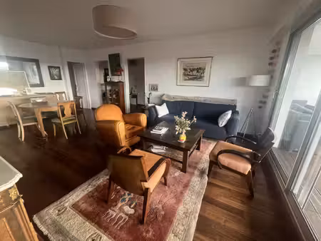 appartement de luxe à vendre dans le quartier bernus-kergypt-keruzen-campen
