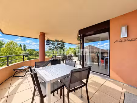 appartement t6 rénové de 171 m² – 4 chambres – terrasses – piscine – tennis