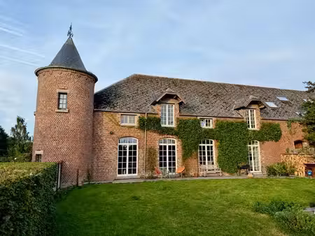 maison 4 ch.  garage  jardin dans belle propriété