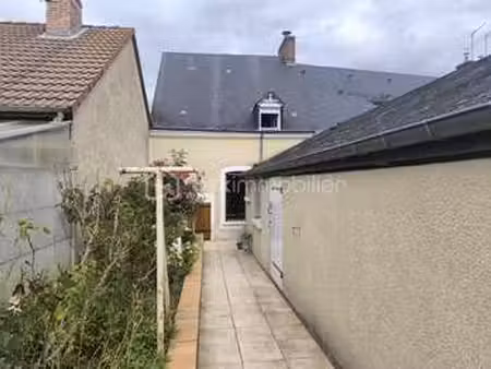 vente maison au grand-lucé (72150) : à vendre / 112m² le grand-lucé