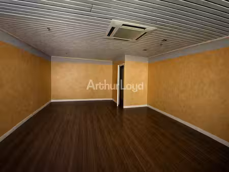 location commerce sezanne 51120 34m²