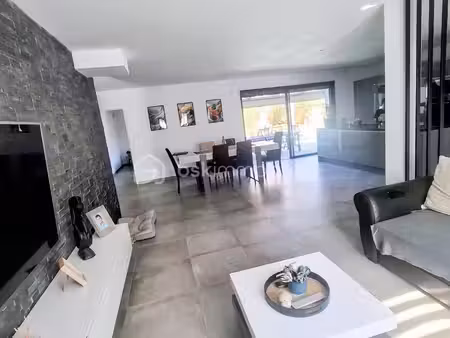 maison traditionnelle de 144 m² à chateauneuf-sur-loire