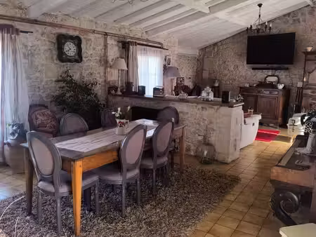 pranzac. maison 165 m² avec piscine hors sol