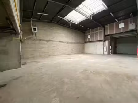 location local d’activités le thillay 95500 470m²