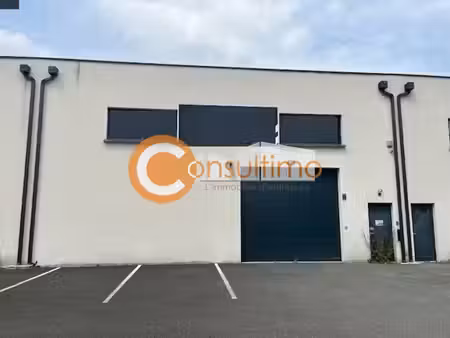 location local d’activités montussan 33450 250m²
