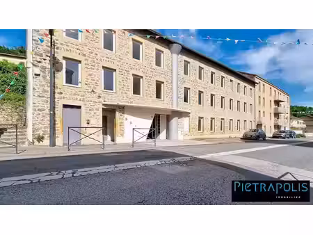 vente immeuble 920 m² à cours (69470)  150 000 €