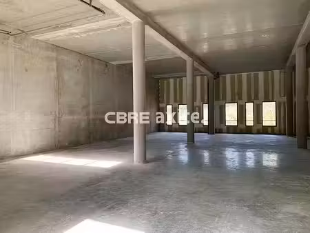 vente local d'activités poisy 215 m²
