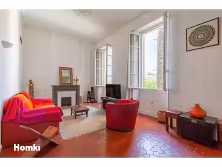 appartement t4 de 100 m² à marseille 13001  rue du loisir