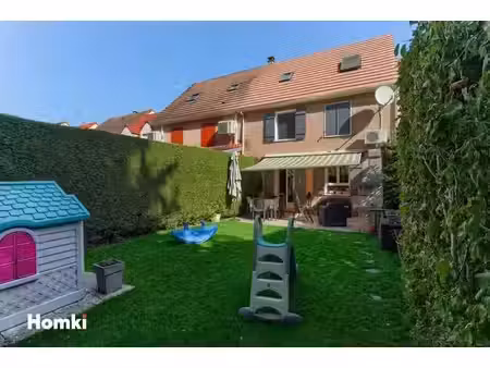 maison t7 de 135 m² à combs-la-ville 77380