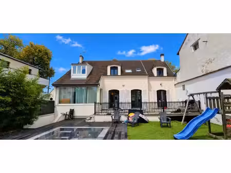 maison 6 pièces climatisée 147m2 avec piscine livry gargan