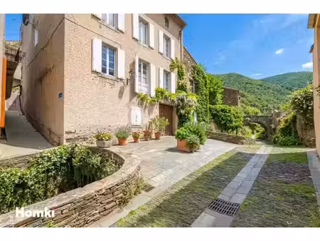 maison de village de charme : l’art de recevoir et de se retrouver / charming village hous