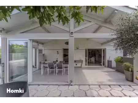 et si votre prochaine adresse se trouvait entre lac  forêt et océan ? 167 m²  4chambres  p
