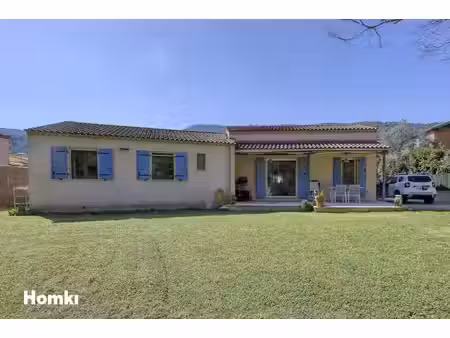 maison/villa t5 de 138 m² à solliès-pont 83210